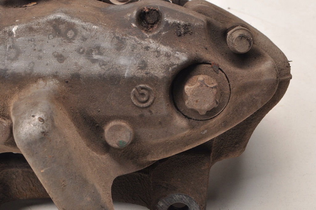 фото №3, Mercedes slk r171 w171 суппорт тормозной правый перед