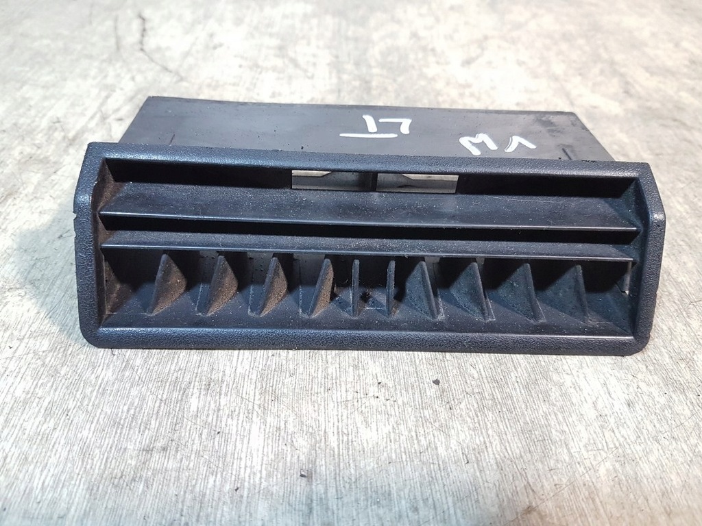 фото №1, Решётка вентиляционная vw lt lift