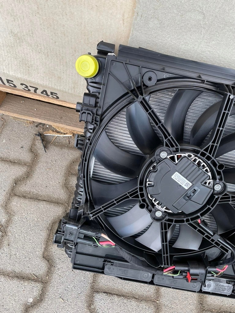 фото №13, Vw t7 pas передний радиатор комплект 5wa121203t