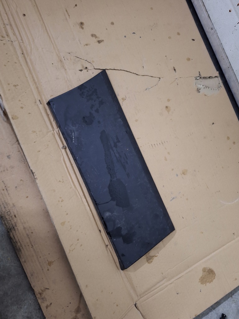 фото №1, Opel vivaro 2014 накладки крила задня 104546a2