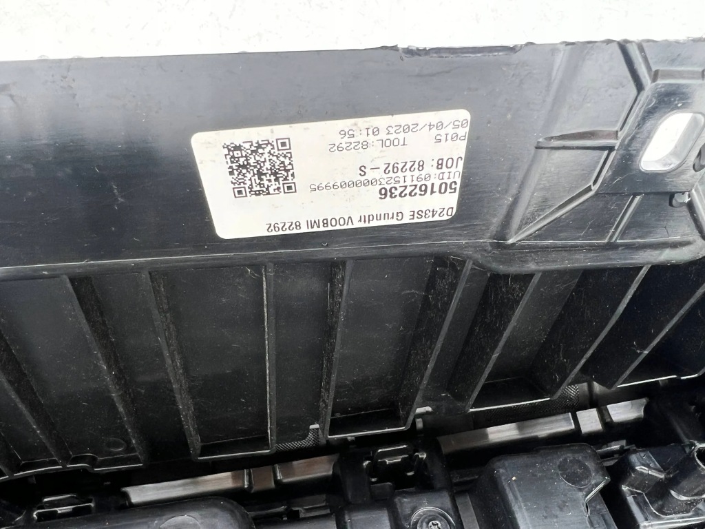 фото №15, Решітка радіатора решітка радіатора mercedes eqa 2021 a243 w243 бампер