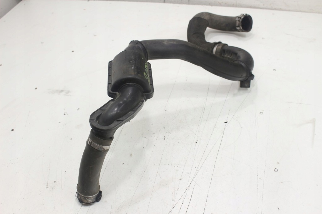 Tarfic 2.0 dci труба пабтрубок  turbo 144602126r в Украине