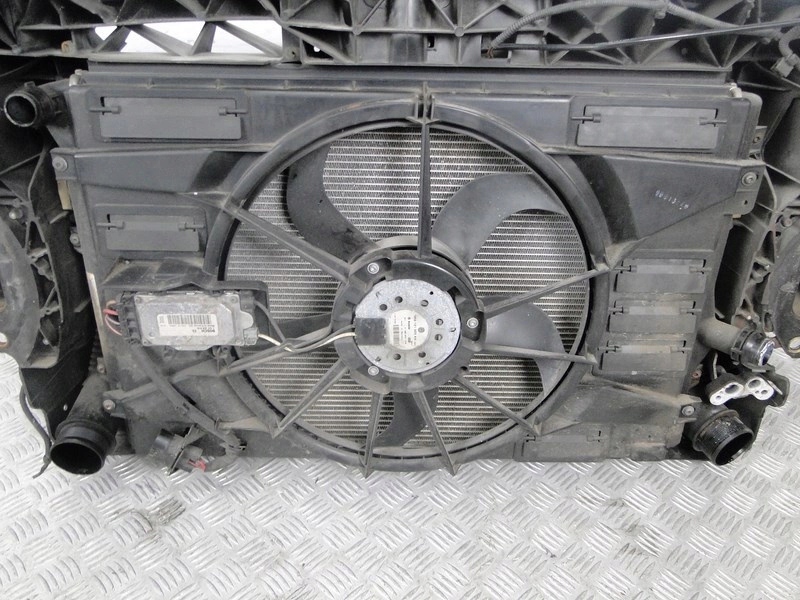 фото №4, 1p0805588b pas передний радиатор seat leon ii lift 1p0 1.6 tdi