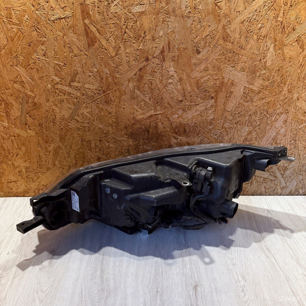 Фара передняя правый  nissan qashqai 2 j11 рестайлинг  2020 год full led в Украине