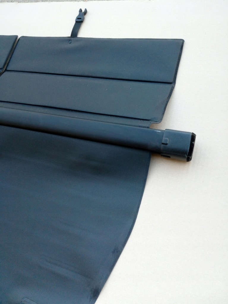 фото №8, Шторка багажника mazda 5 oryg.