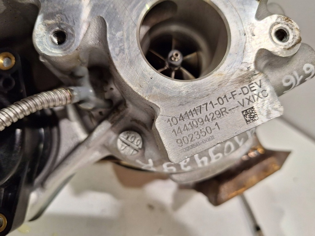 Турбина 144109429r renault austral 1.2 e-tech 22- с Разборки