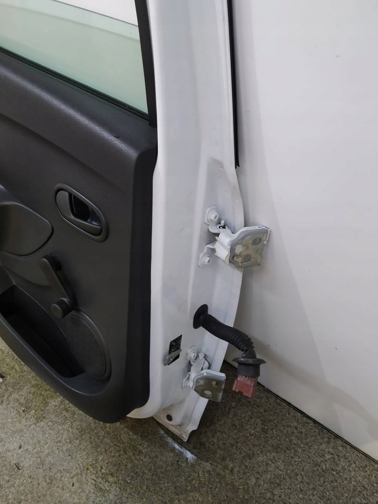 фото №10, Дверь левая задняя sedan dv369 dacia logan ii 2012-