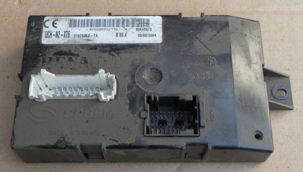 фото №1, Kangoo i 1.5dci 2004 модуль uch 82003327700