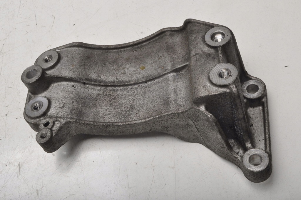 фото №1, Maserati ghibli iii 3.0 d кронштейн двигуна кронштейн