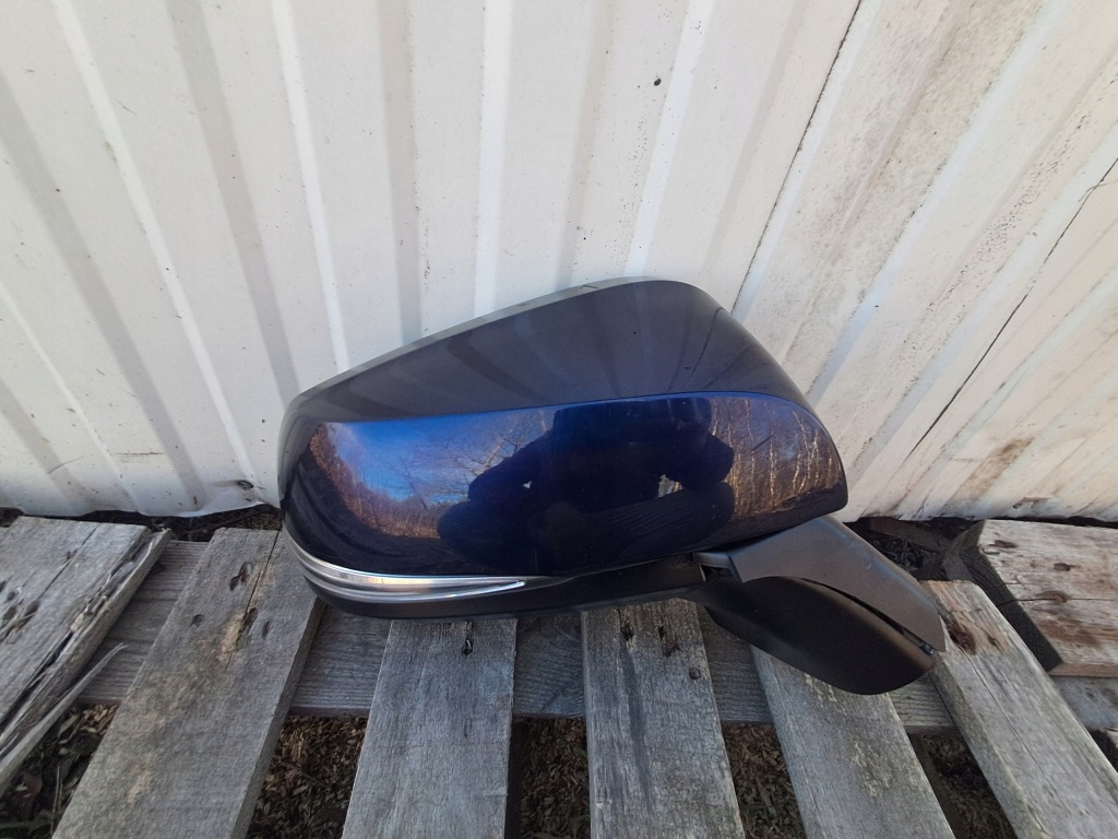 Дзеркало праве toyota rav4 v асистент в Україні