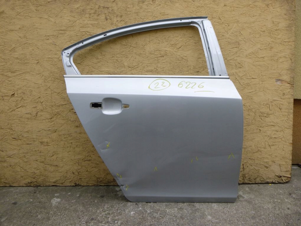 фото №1, Chevrolet cruze sedan дверь правое задние