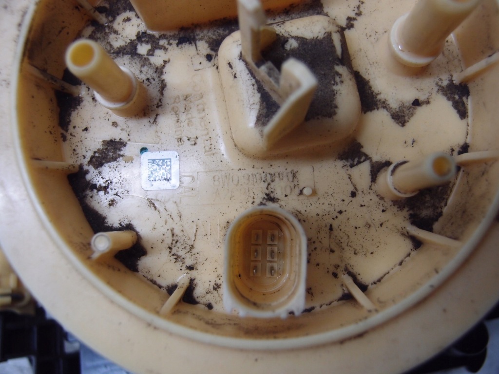 Насос топливной  a4 b9 8w0919088k с Разборки