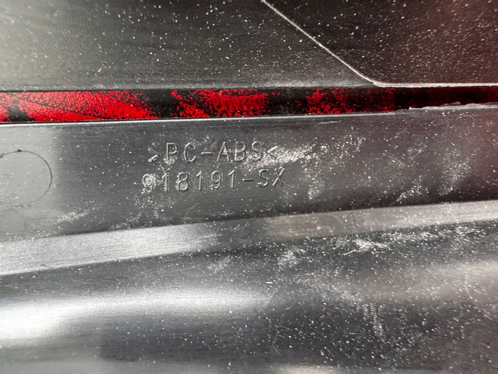 Ferrari portofino m рестайлинг  бампер передний оригинальный kompletny Недорого