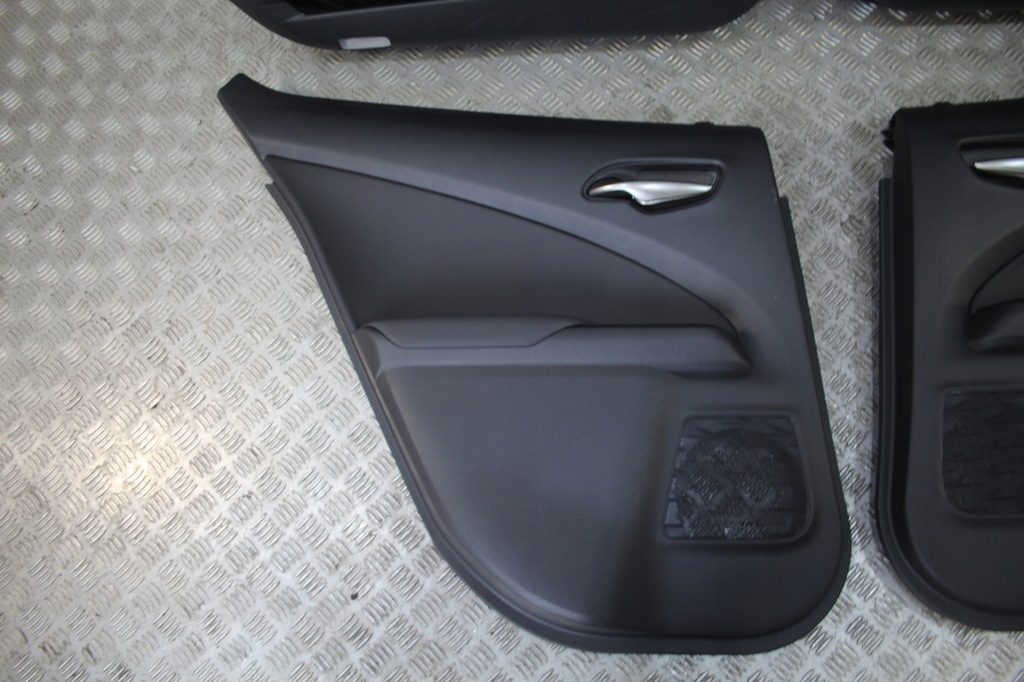 фото №16, Сиденья салон полукожа lexus ux 250h ux250h