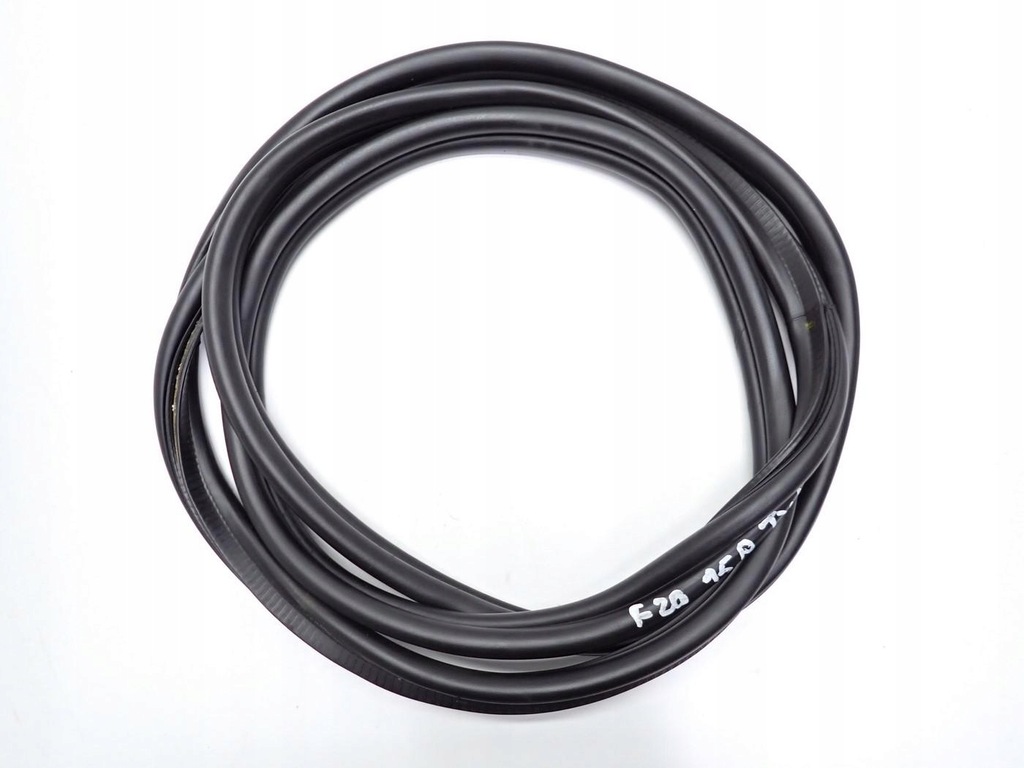 фото №1, Прокладка крышки задняя багажника bmw 1 f20 15r