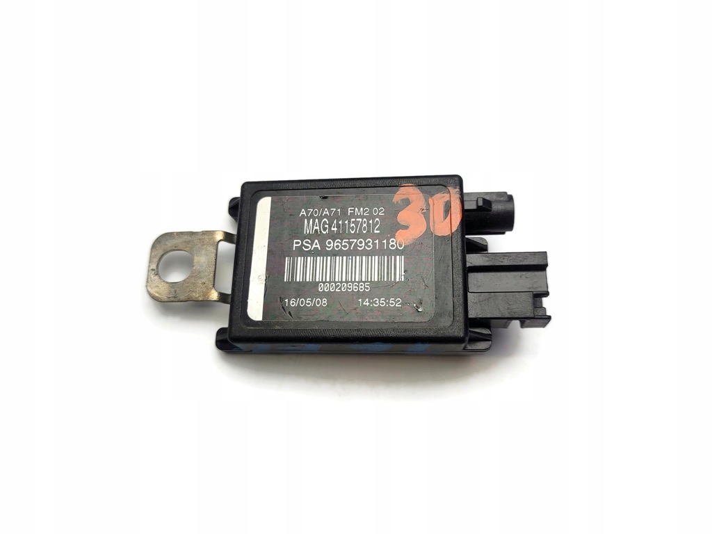 фото №1, Peugeot усилитель антенный 9657931180