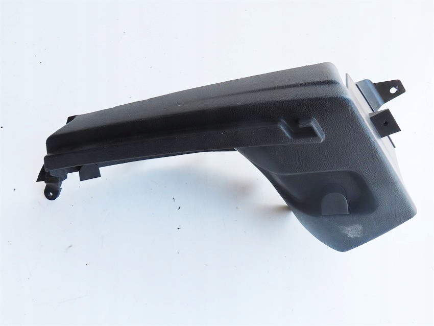 фото №1, Кронштейн полиця багажника задні праве vw golf vi