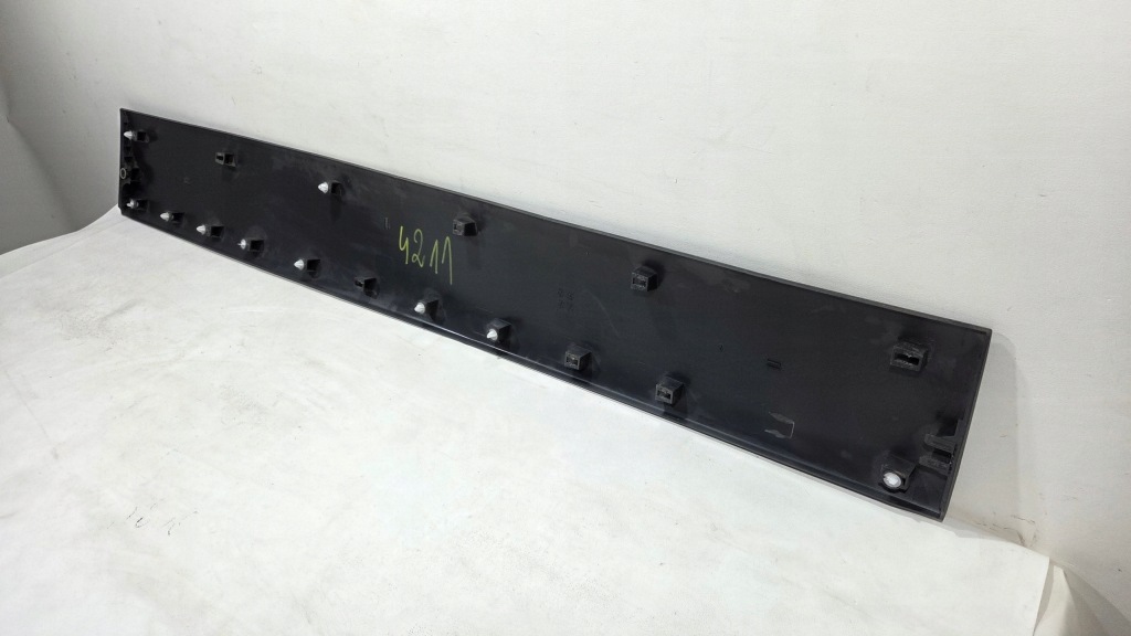 Mercedes-benz sprinter 18- молдинг наружная правая перед a9106900700 w910 Оригинал