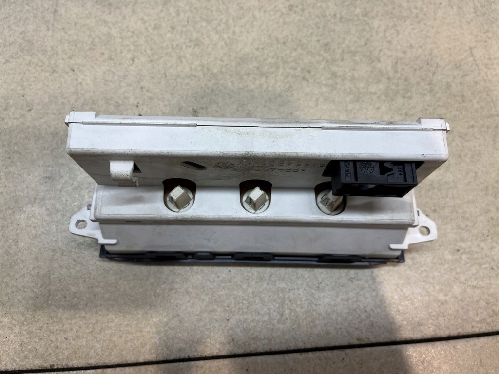 фото №4, Дисплей экран радио peugeot 1007 1.4 16v 9648634177