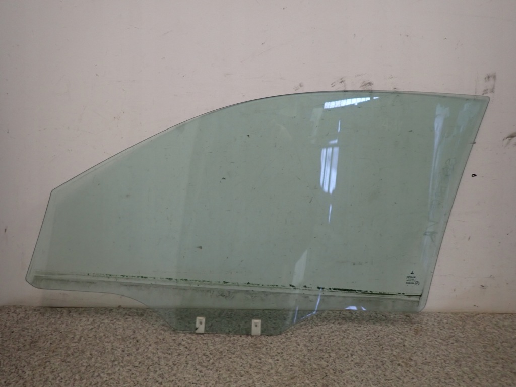 фото №3, Space star 99- стекло дверь передняя правая