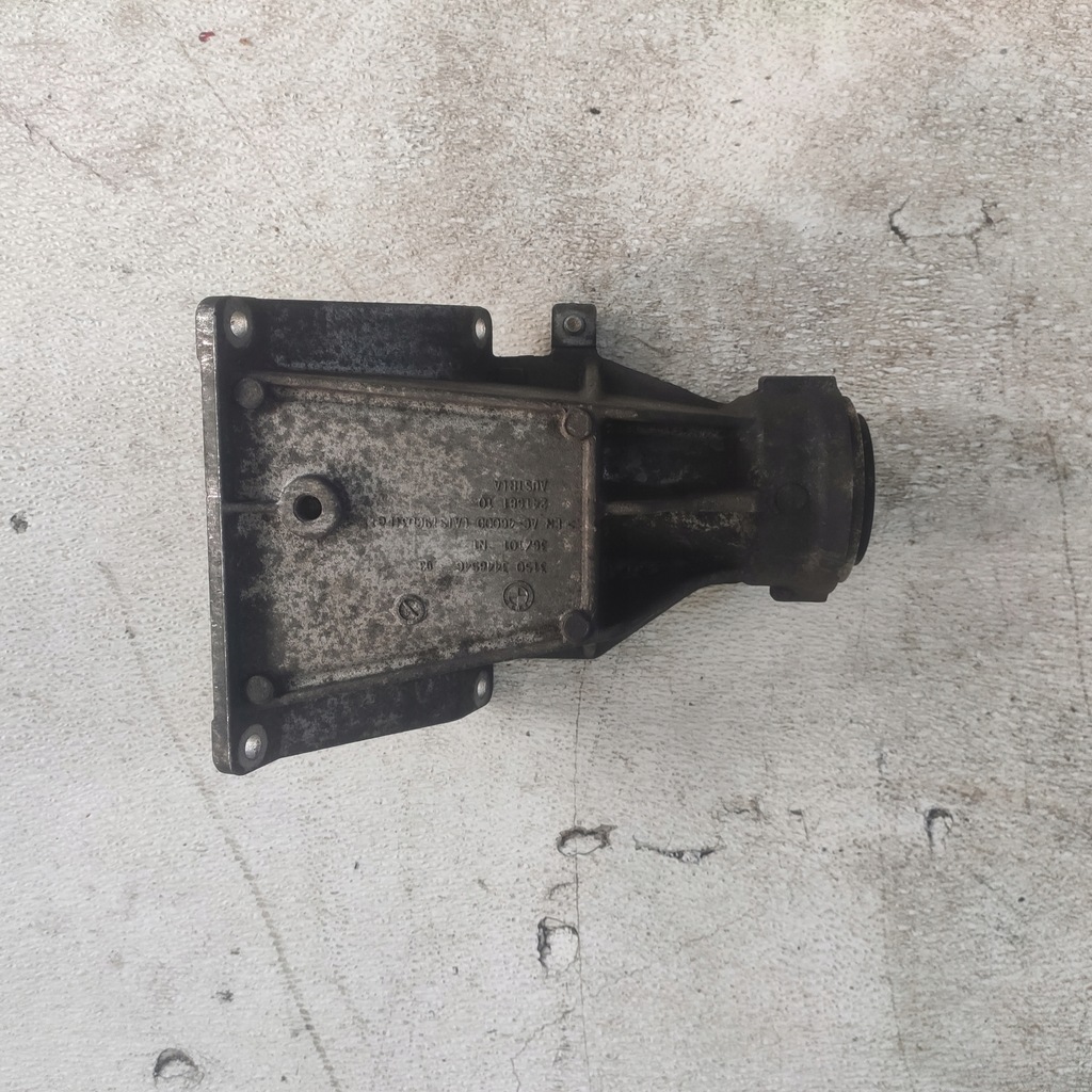 фото №1, Bmw x3 e83 lift 2.0d n47 підпора кронштейн піввісь