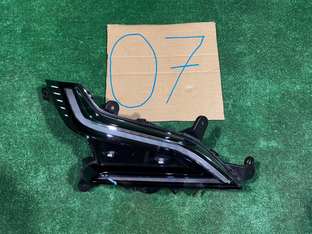 Renault megane v e-tech противотуманная фара led drl правый 266009083r Недорого