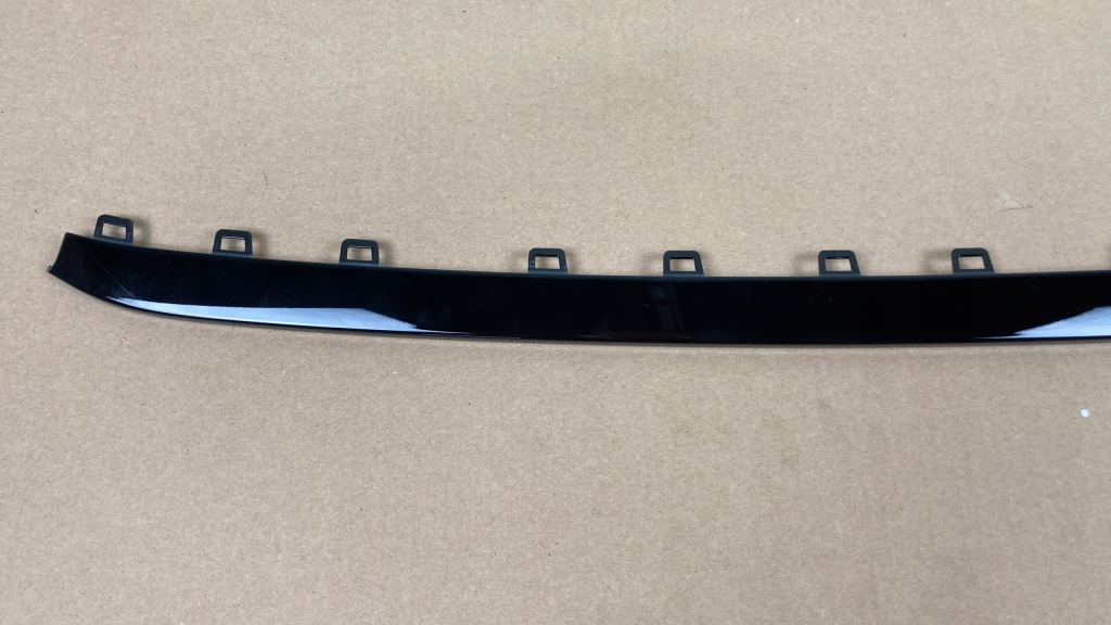 фото №2, Молдинг бампера передний vw passat b7 r-line 3aa