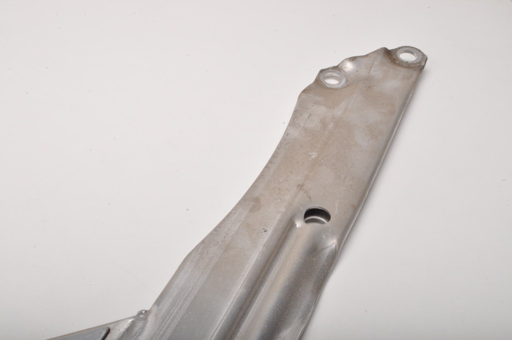 Bmw g11 g12 g14 g15 g16 g30 g31 розпірка балка кронштейн 7453800 Зі Шроту