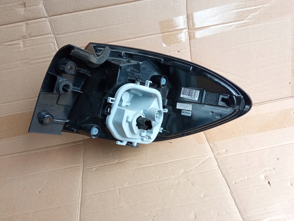 фото №5, Лампа задняя renault captur