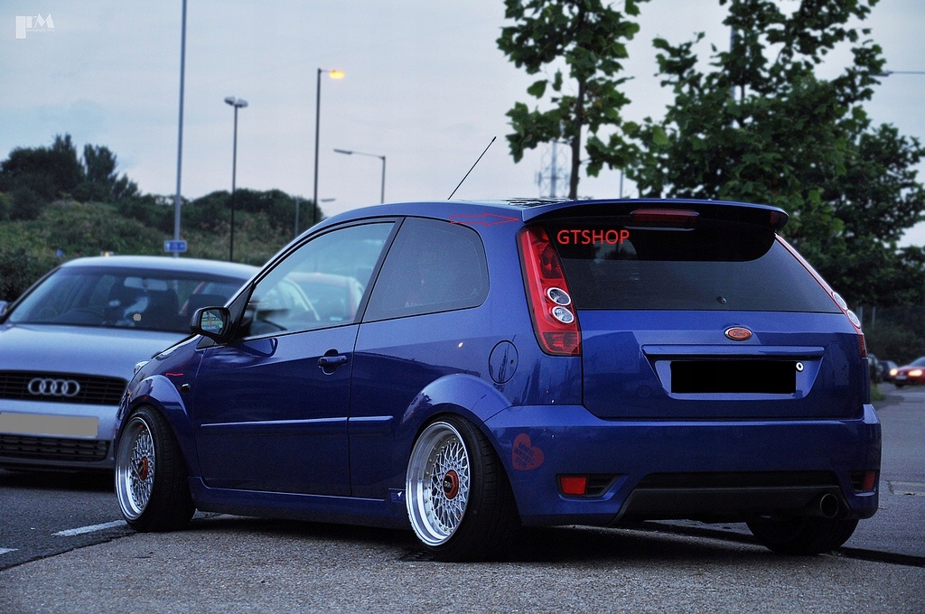 фото №1, Ford fiesta 6 спойлер козырёк st na крышка задняя - gt shop