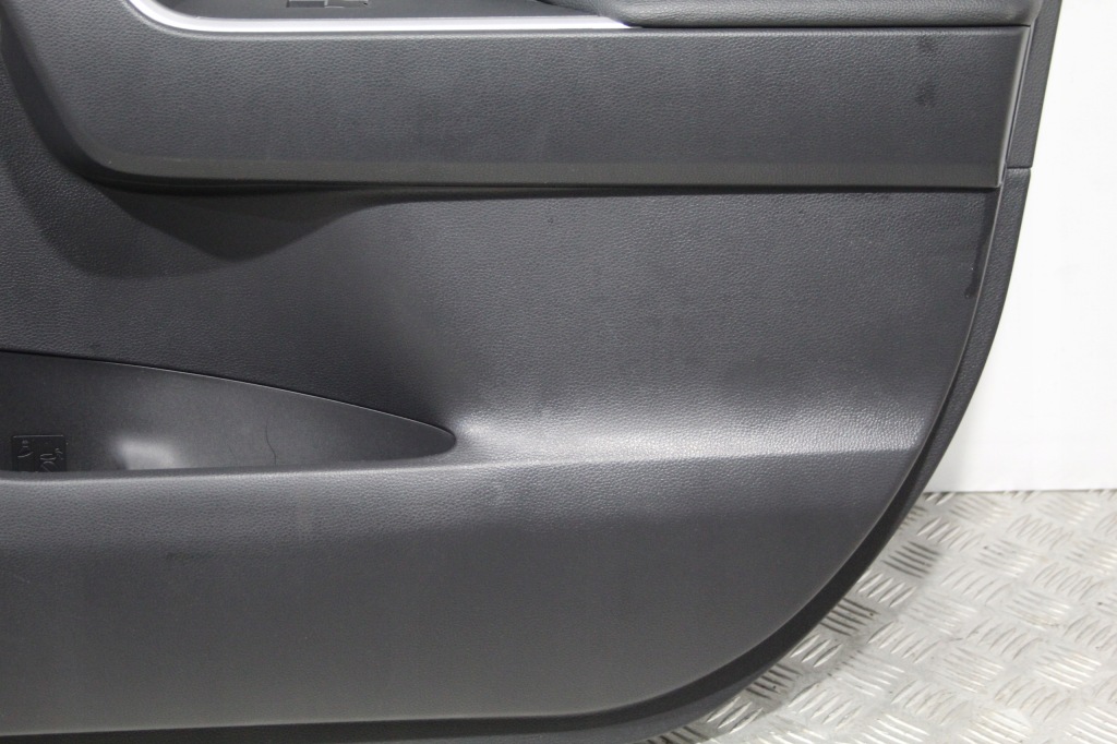 фото №4, Обивка обшивка дверь правый перед toyota rav4 v 5