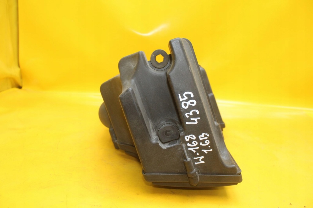 Купить Корпус фильтра масла mercedes w168 a klasa a1660940004