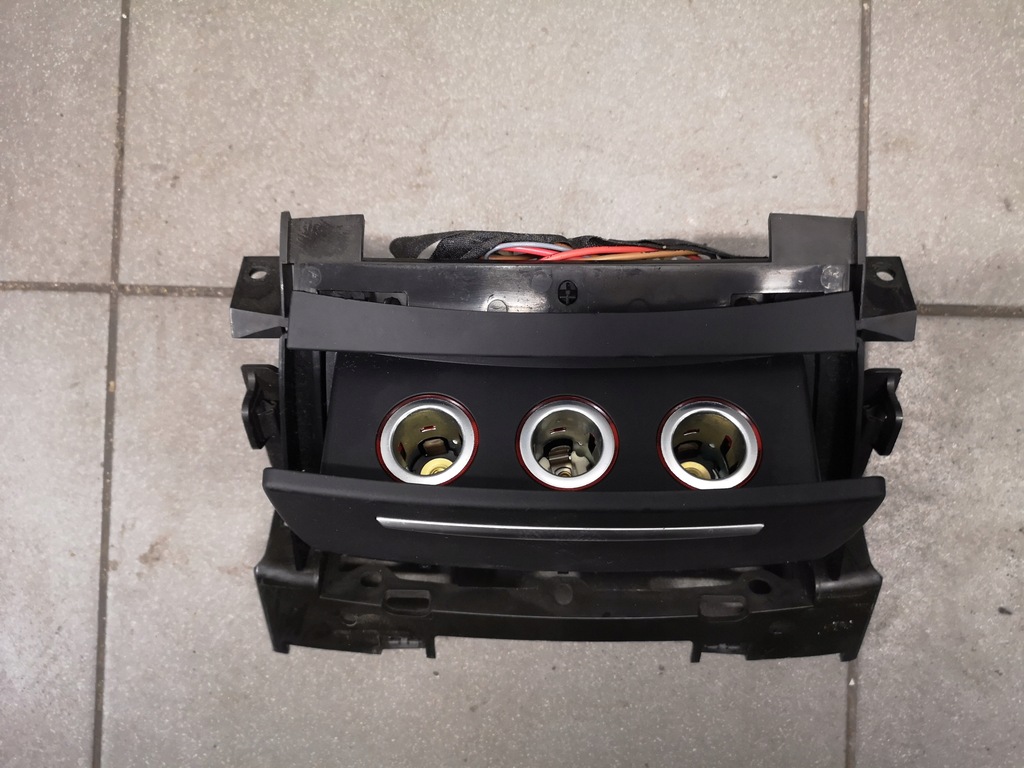 фото №6, Роз'єм прикурювача audi a8 d4 4h0864051b