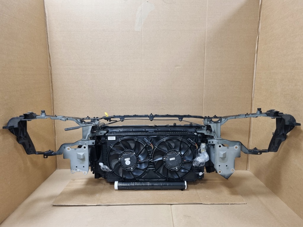 фото №8, Polestar 2 kompletny pas передний радиатор