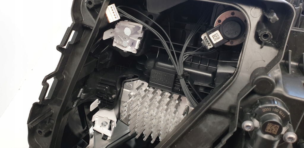 Audi q3 83a941033 83a941034 фара ліва правий full led європа Оригінал