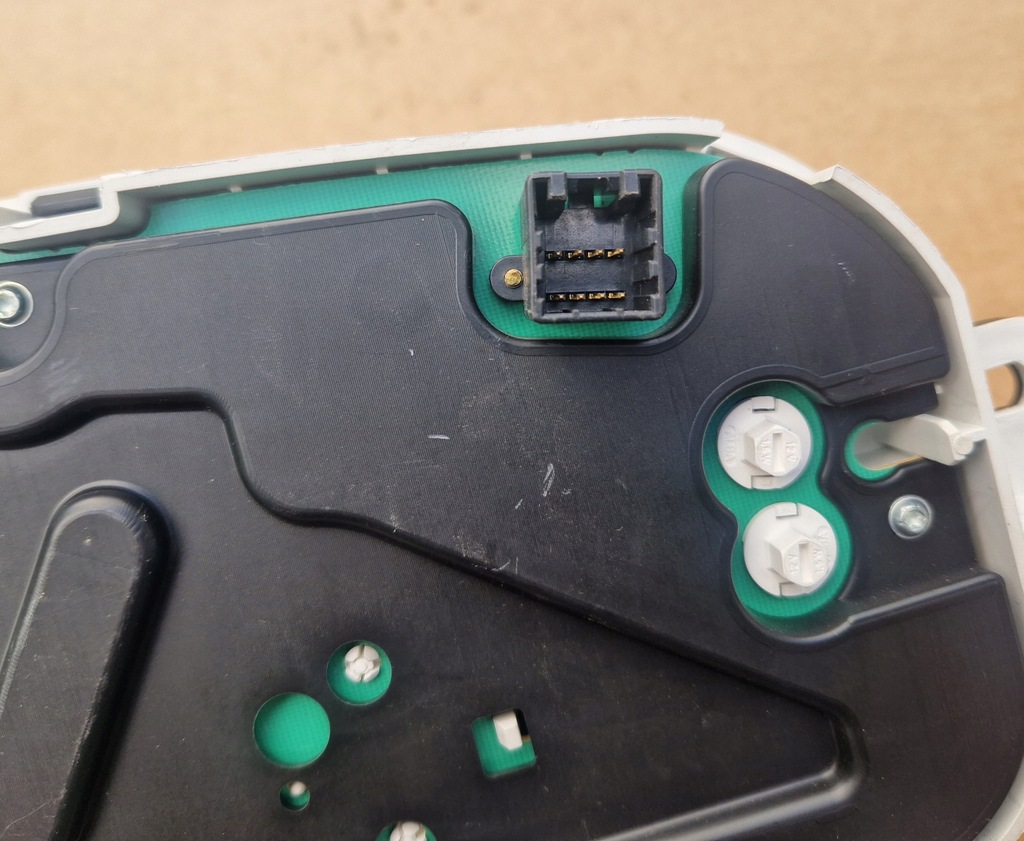 фото №7, Kia magentis 2.5 v6 2001 счетчик приборы 94001-3c235 sep anglik