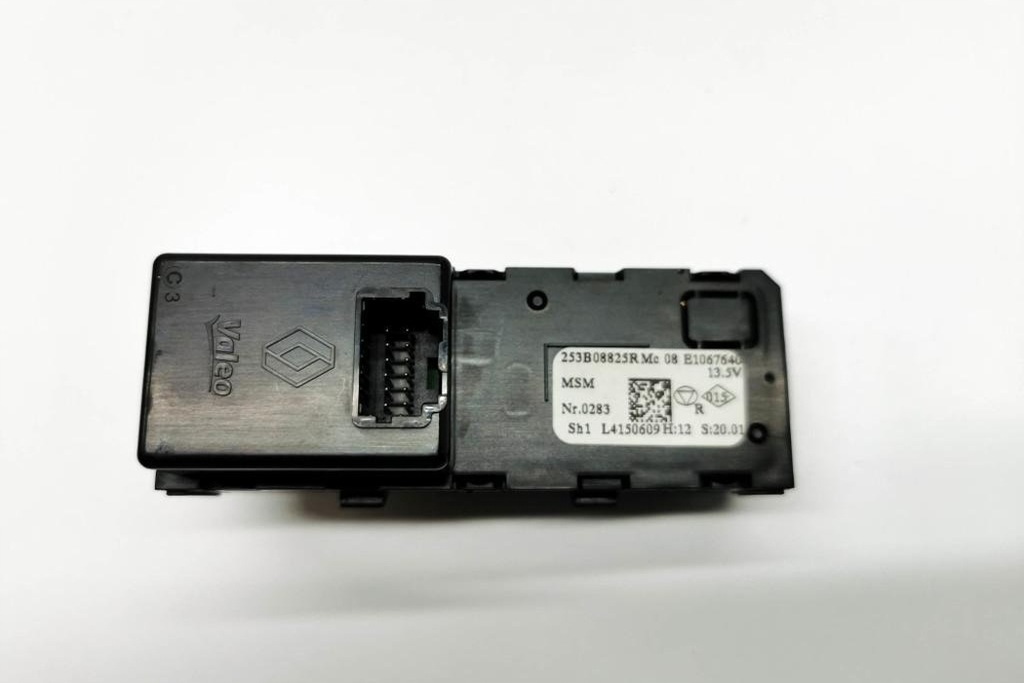 фото №1, Ручка управление навигация renault zoe bfm_ 253b08825r 2015