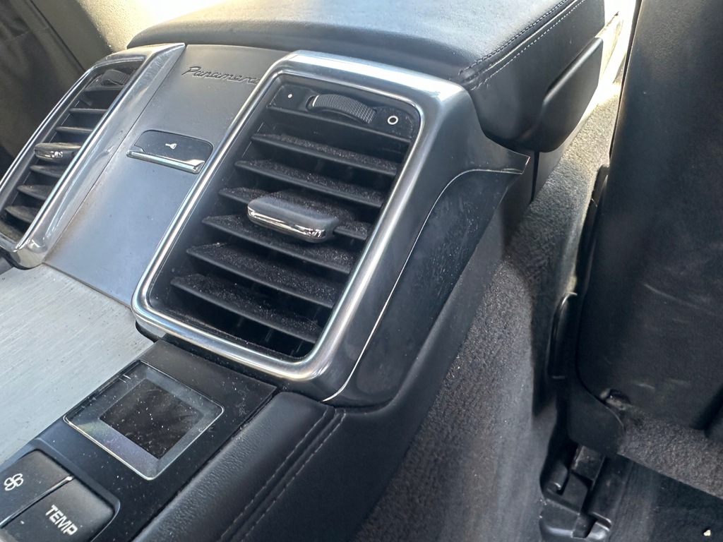 фото №1, Решётка обдув туннель правый задняя porsche panamera 970