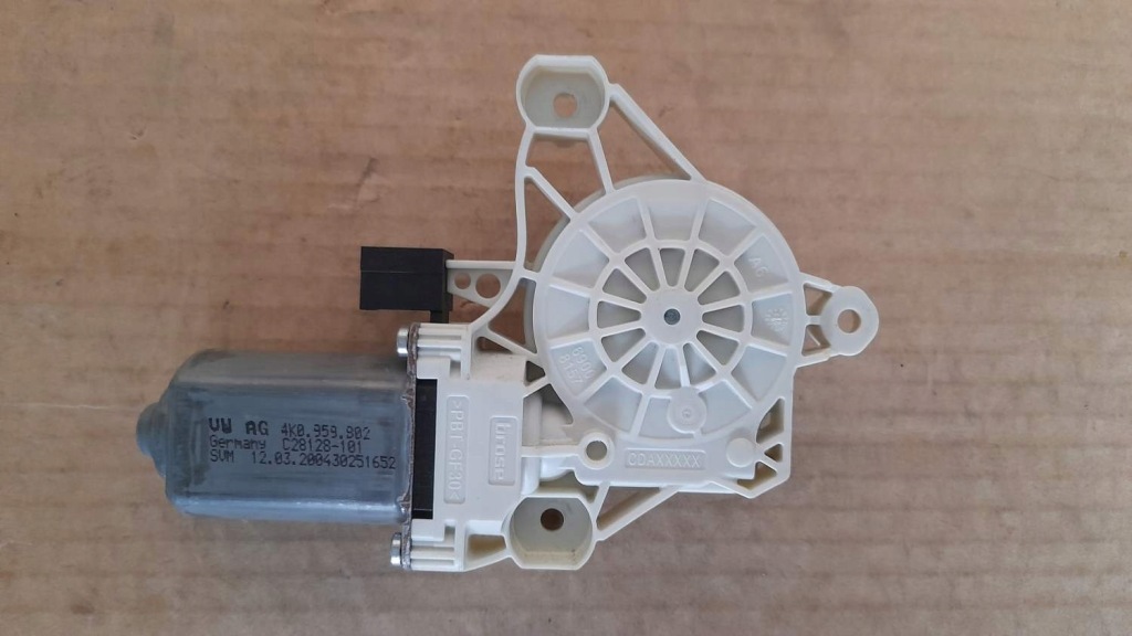 фото №1, Моторчик стекло vw audi 4k0959902