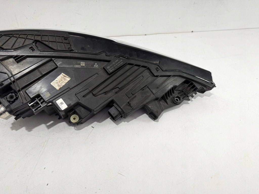 фото №7, Audi q8 4m8 лампа ліва перед передня matrix idealna демонтаж