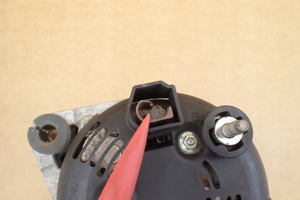 Jeep compass 1.6 jtd 500l 500x tonale giulieta renegade генератор 52083172 Доставка