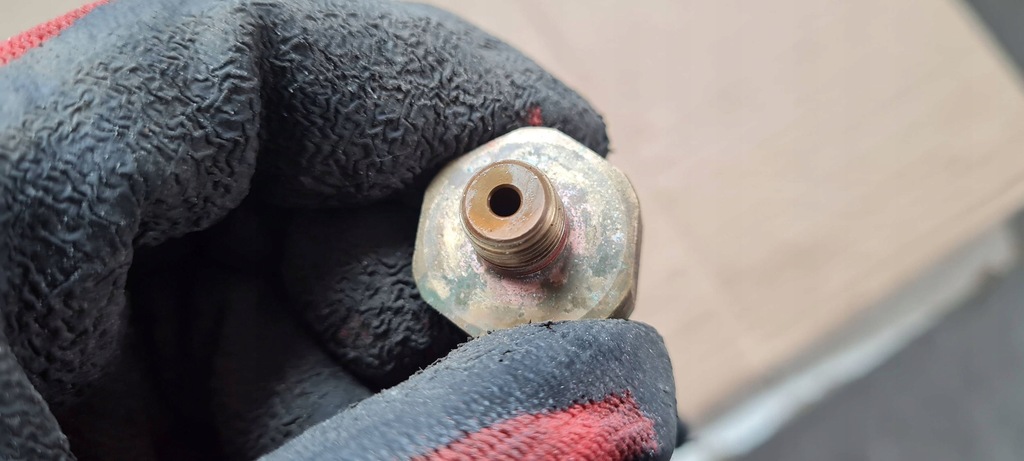 фото №6, Chrysler pacifica датчик давления масла 3.6 v6 68334877aa