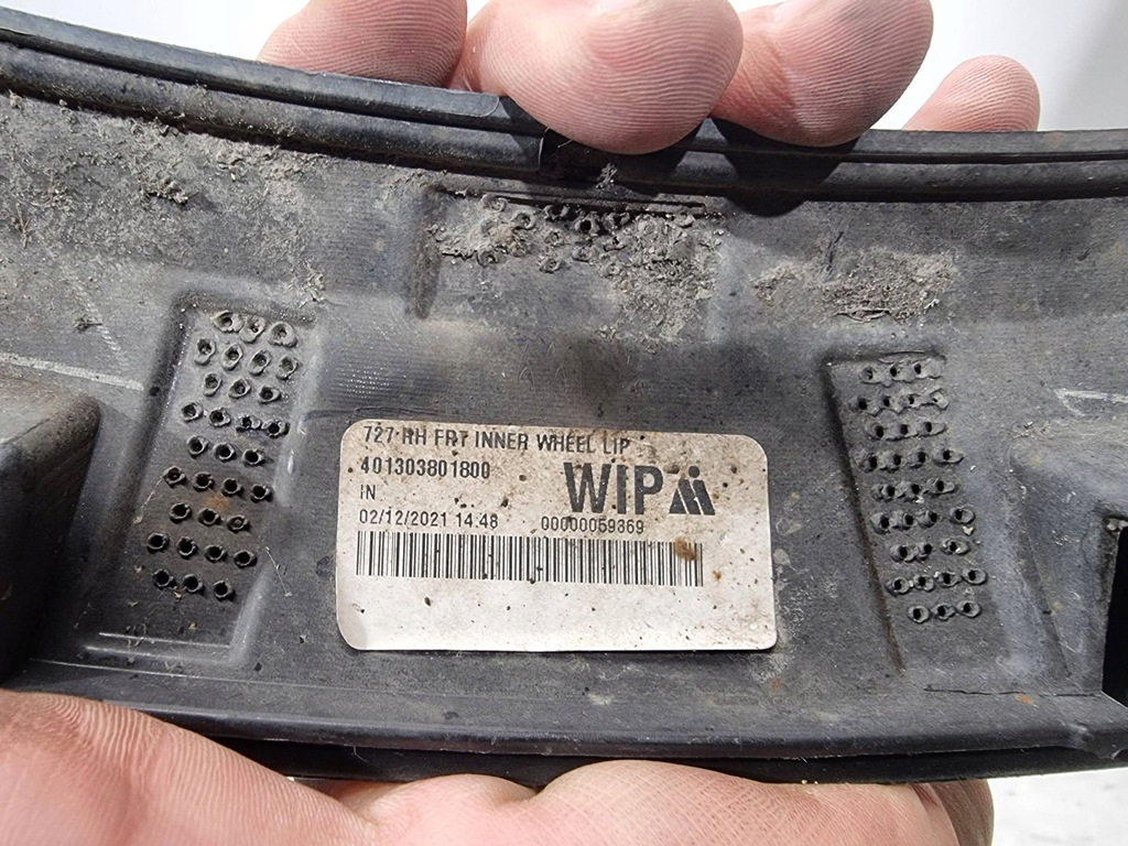 фото №13, Ford mustang mach-e молдинг крыла правый перед