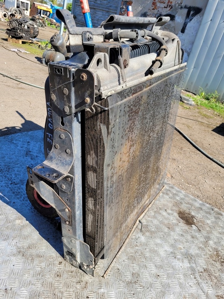 фото №9, Радиатор wody интеркулер корпус комплект радиатор volvo fe d7e e-5