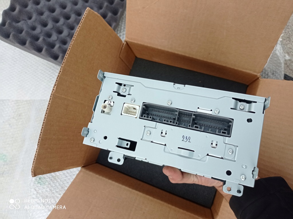 фото №2, Grand cherokee wk2 радио p05091332ac