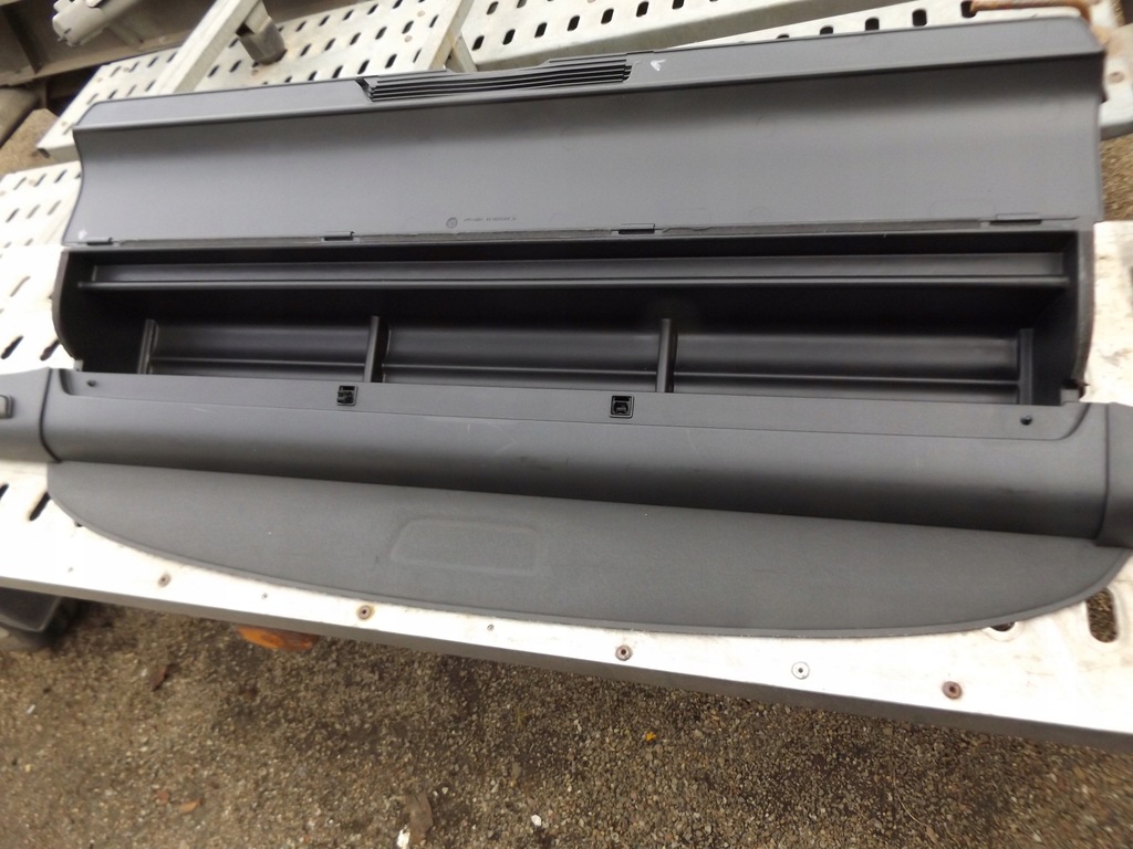 фото №11, Volvo v50 o4-07 шторка багажника версія przed lift