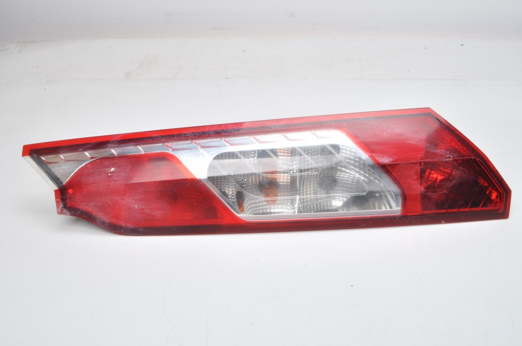 фото №1, Ford tourneo connect mk2 лампа правая задняя dt11-13404-ac