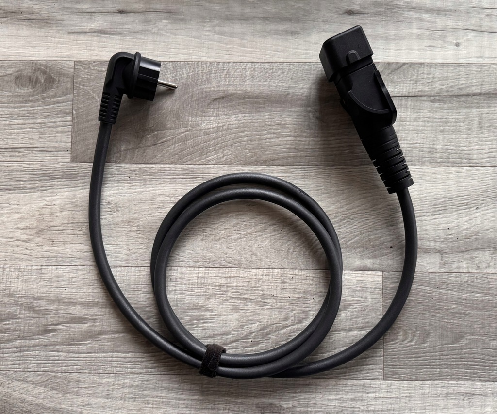 фото №6, Audi e-tron nowa зарядное устройство сетевая 7.2kw трёхфазная сеть шланг сумка комплектная