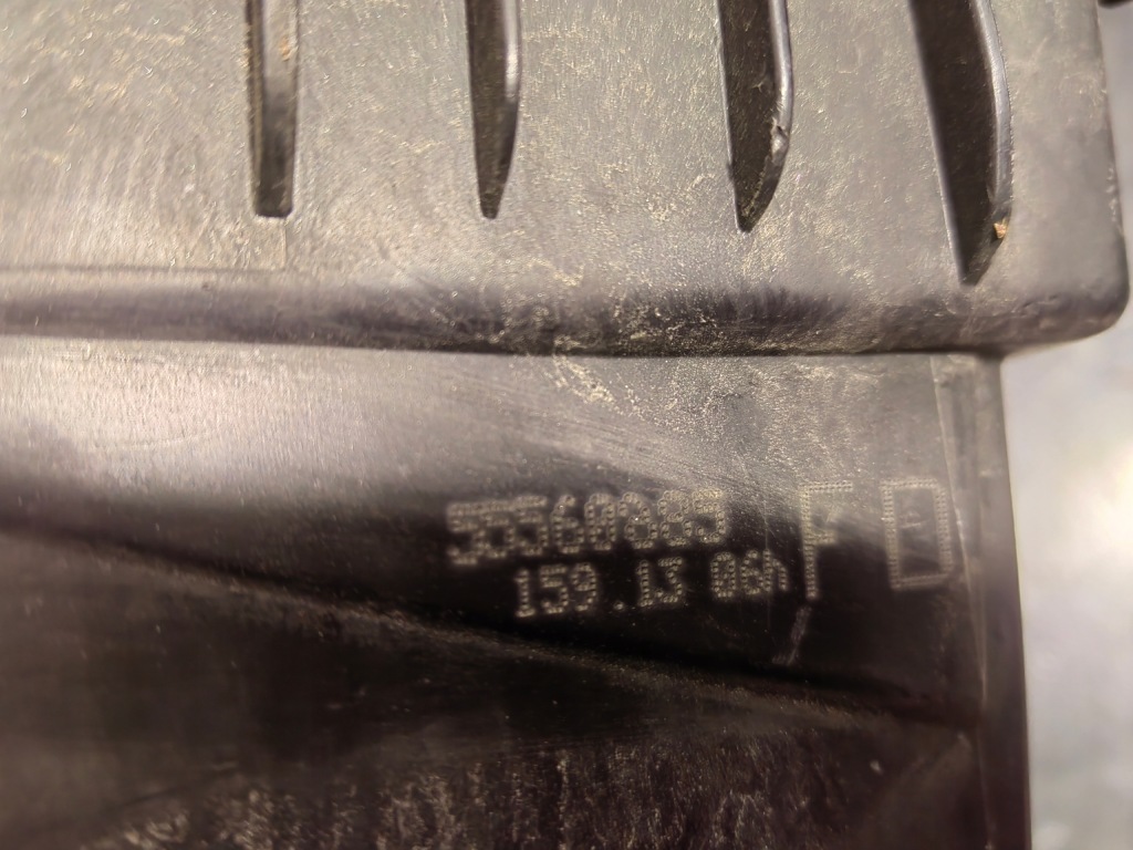 фото №5, Корпус фільтра повітря витратомір opel insignia a 2.0 t