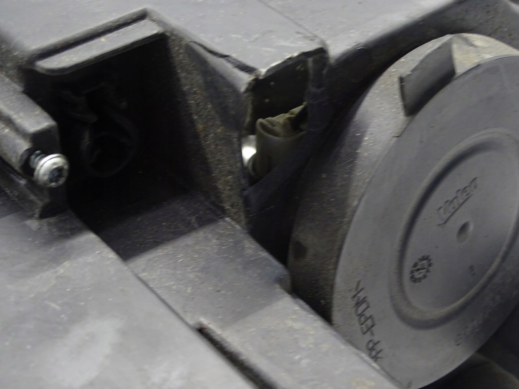 фото №8, Лампа левая левый перед передняя land rover discovery iv ксенон ah32-13w030-hd